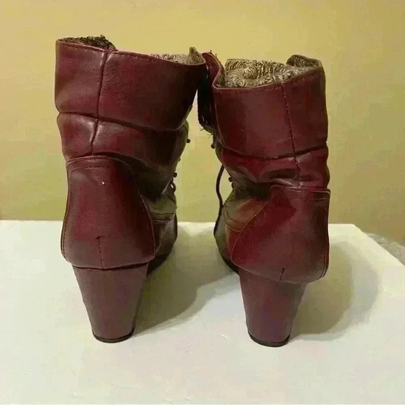 Twisted women’s Sweater knit wedge ankle boots size 9 burgundy - Picture 8 of 11